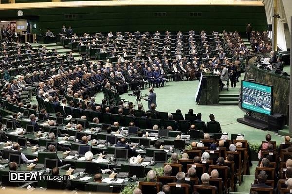 وزیر کشور به مجلس می‌رود