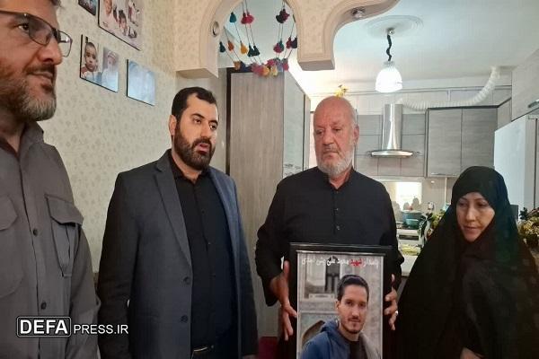  دشمن با بدنه‌ اجتماعی ملت ایران در جنگ است
