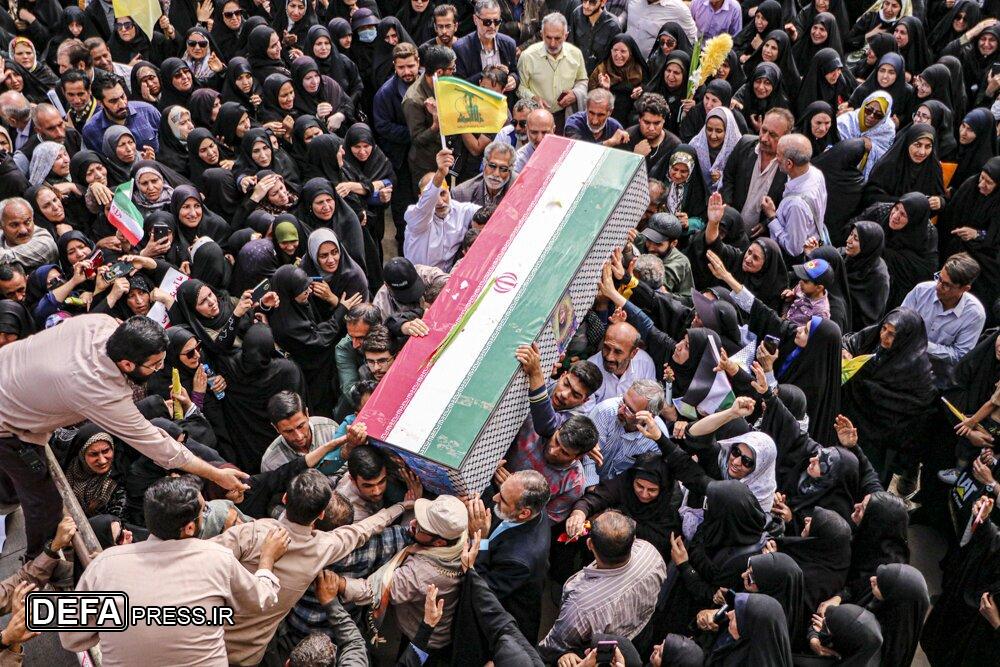 دیدار معاون حقوقی بنیاد شهید با خانواده شهدای همدان در حمله رژیم صهیونستی