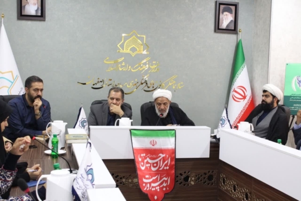 آقا تهرانی: اختلاف نظر نباید منجر به تفرقه شود