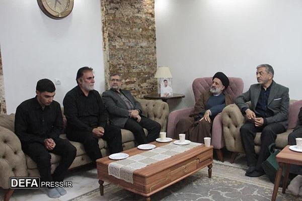ابلاغ پیام تسلیت و سلام رهبر معظم انقلاب به خانواده شهیدان «کوه‌خیل» در البرز