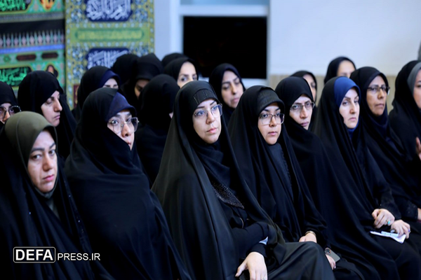 حجاب و عفاف نقش کلیدی در شکل‌گیری هویت فردی و اجتماعی دانشجویان دارد