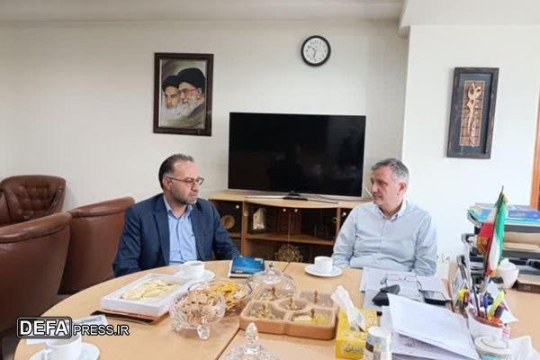 تقدیر رئیس سازمان بسیج علمی، پژوهشی و فنّاوری از استاد برجستهٔ فرهنگستان علوم ایران