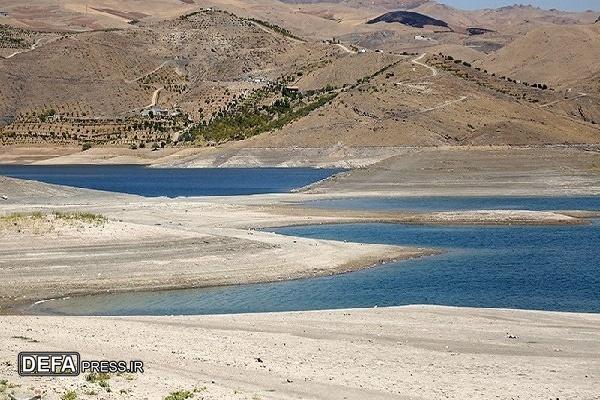 در حال حاضر تنها ۴۴ درصد از ظرفیت مخازن سد‌های کردستان پر شده است