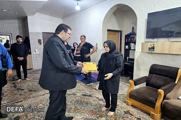 دیدار مدیرکل حفظ آثار دفاع مقدس و مقاومت از خانواده شهید «رضایی روشن» + تصاویر