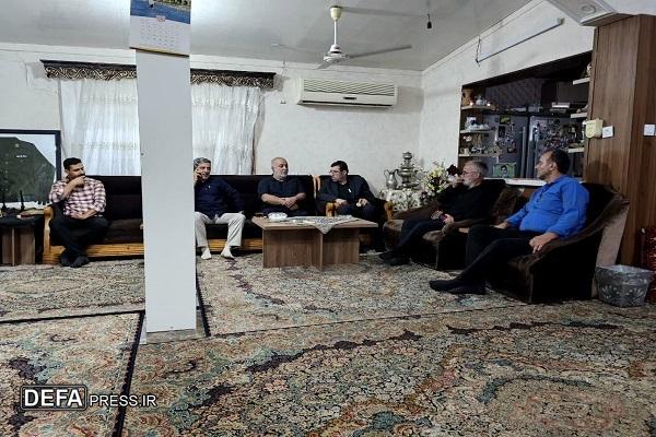 دیدار مدیرکل حفظ آثار دفاع مقدس و مقاومت از خانواده شهید «رضایی روشن» + تصاویر
