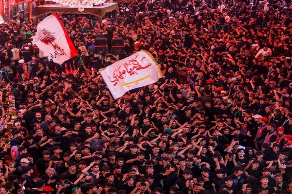 راهپیمایی اربعین بزرگ‌ترین تجمع عاشقان حسینی است