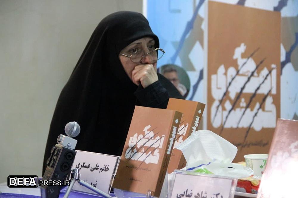 شاه‌رضایی: ادبیات اردوگاهی ادبیات تعلیم و تربیت و حماسه است