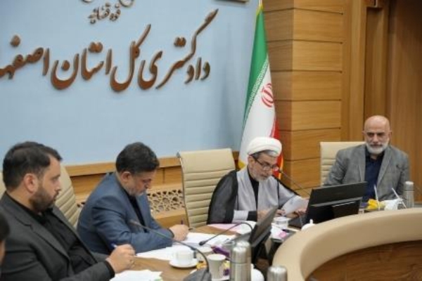 پرونده‌های قاچاق کالا و ارز با سرعت و قاطعيت در شعب ویژه در حال رسیدگی است