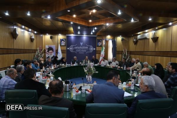 نشست هم‌افزایی دانشگاه‌های استان قزوین برای ارتقای کیفیت و کمیت دروس دفاع مقدس برگزار شد