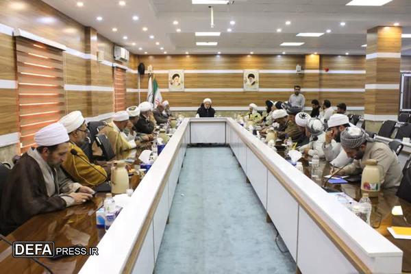 تریبون‌های دینی نباید در برابر تجاوزات دشمنان خاموش بمانند