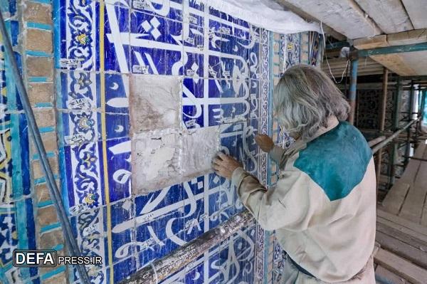 آغاز مرمت تزئینات ایوان و مناره عباسی؛ تلاشی برای صیانت از هویت تاریخی حرم رضوی