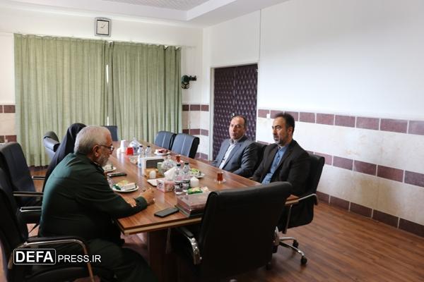 دیدار صمیمانه مدیرکل آموزش‌وپرورش البرز با سردار ادیبی به مناسبت عرض تسلیت و گسترش همکاری‌های فرهنگی و آموزشی