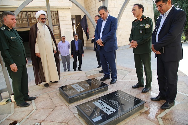تجدید میثاق استاندار آذربایجان غربی با شهدای گمنام اداره‌کل حفظ آثار دفاع مقدس و مقاومت استان