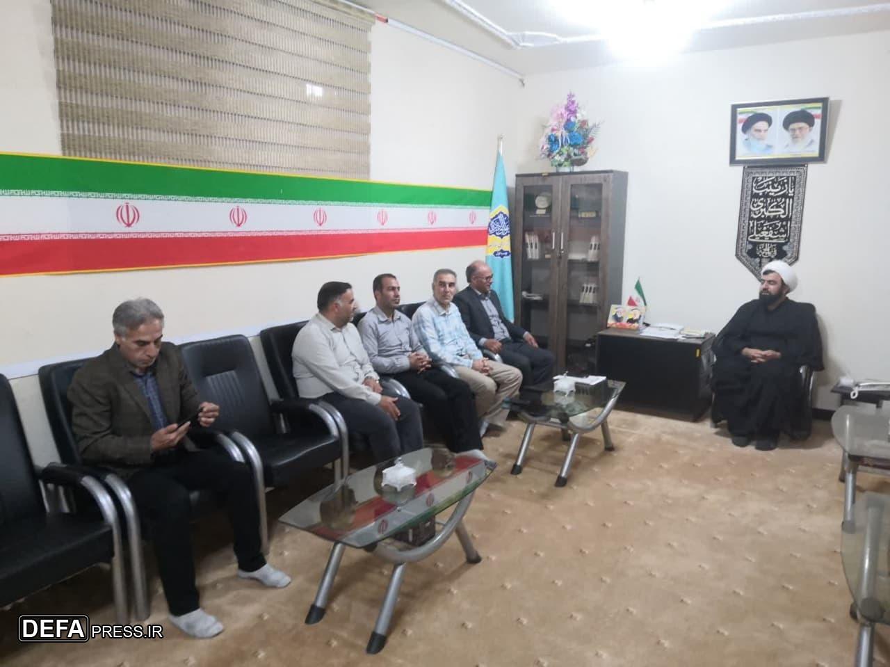 تصاویر/ دیدار رئیس بهزیستی با امام جمعه شهرستان چرداول