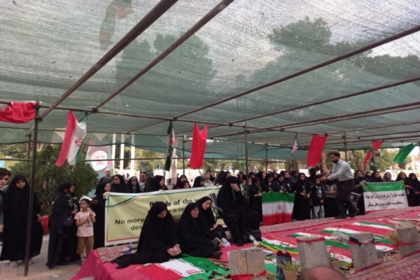 تجدید میثاق جمعی از ورزشکاران جهانی و آسیایی با شهدای مدافع وطن