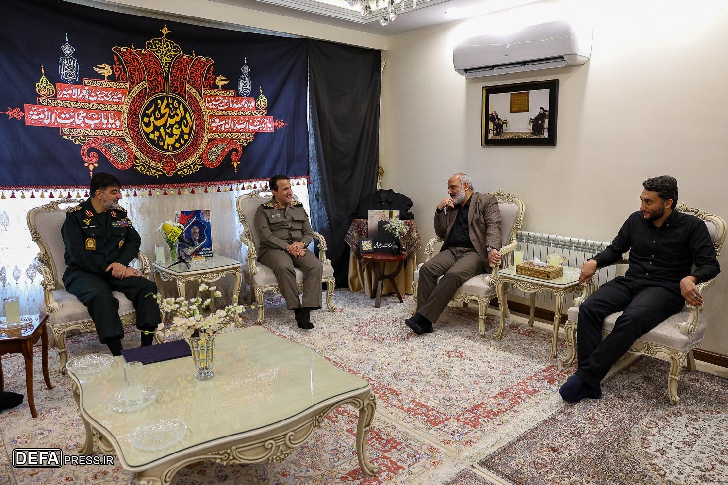سردار رادان با خانواده شهید طهرانچی دیدار کرد