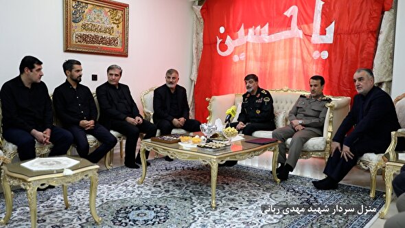 فیلم/ حضور سردار رادان در منزل سرلشکر شهید ربانی