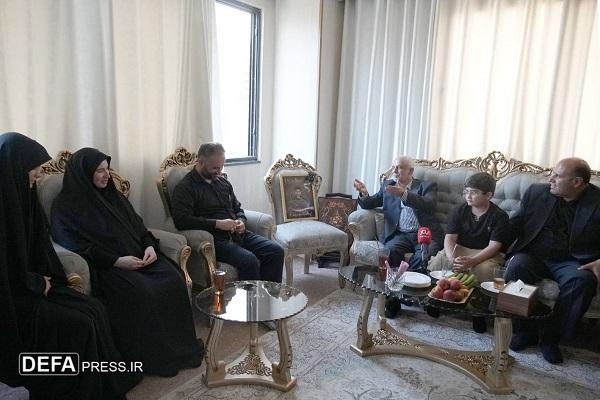 رئیس بنیاد شهید و امور ایثارگران: سجایا و ویژگی‌های اخلاقی شهدا باید ثبت و ضبط شود