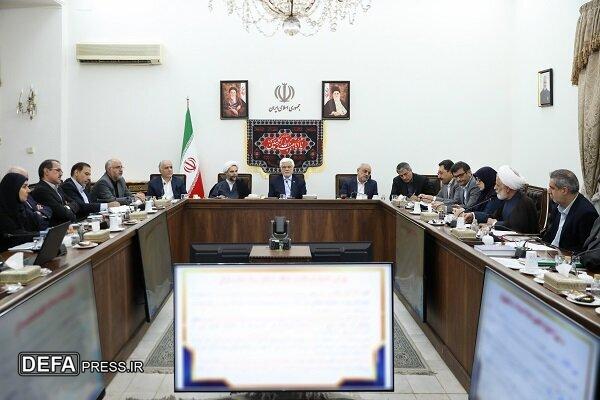 عارف: با هر نوع احتکاری برخورد می‌کنیم