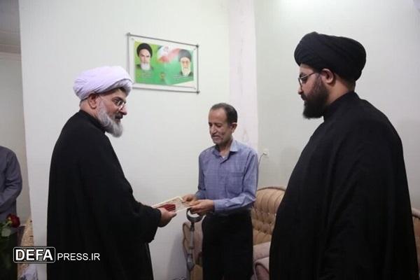 امام جمعه دشتی با جانباز دفاع مقدس دیدار کرد