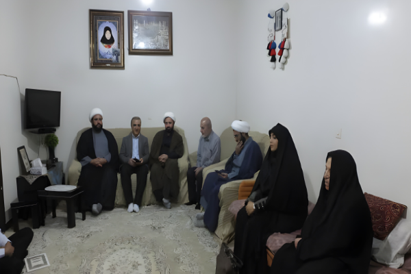 دیدار با خانواده شهید «پروانه کاویانی» به مناسبت گرامیداشت هفته عفاف و حجاب