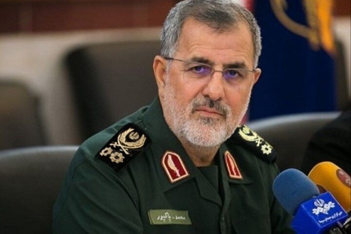 سرلشکر پاکپور: آمریکا در صورت تکرار تجاوز پاسخ کوبنده‌تری خواهد گرفت