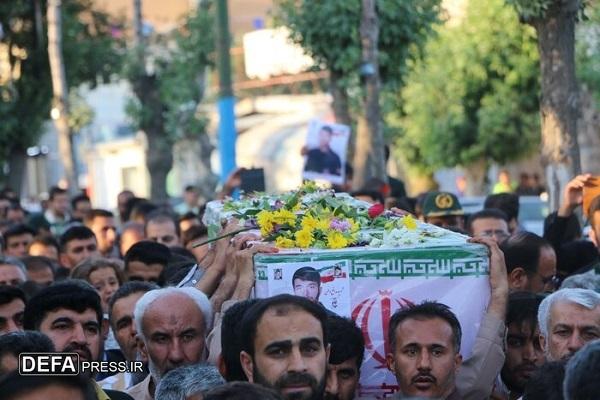 مراسم تشییع پیکر یکی از شهدای تجاوز نظامی رژیم اسراییل به ایران در لردگان برگزار شد