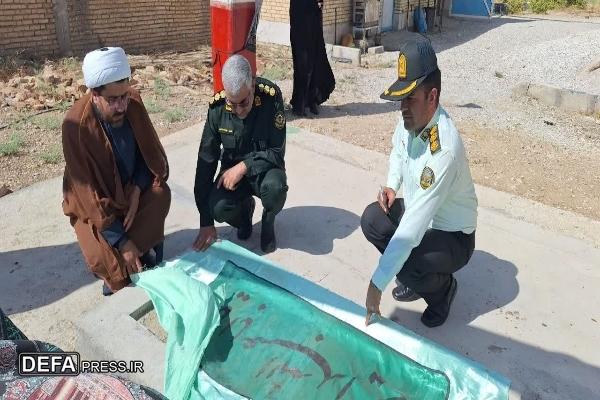 بازدید مدیرکل حفظ آثار دفاع مقدس و مقاومت کهگیلویه و بویراحمد از یادمان شهید گمنام در دهدشت