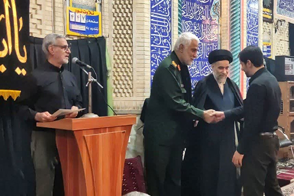 احکام هیئت امنای یادمان شهید گمنام پارک شهید صباغان اهواز صادر شد