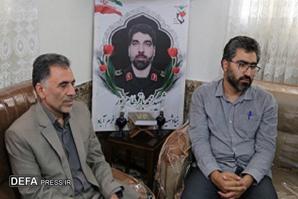 مدیران دانشگاه لرستان با خانواده شهید «محمدباقر طاهرپور» دیدار کردند + عکس