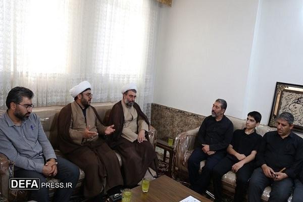 مدیران دانشگاه لرستان با خانواده شهید «محمدباقر طاهرپور» دیدار کردند + عکس