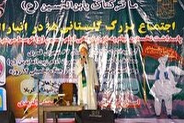 فیلم / شعر خوانی یک روحانی اهل سنت ترکمن در مدح اهل بیت (ع)