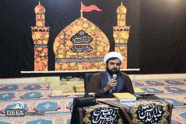 دهه محرم، باید جلوه‌گاه حماسه، شجاعت و مقاومت باش
