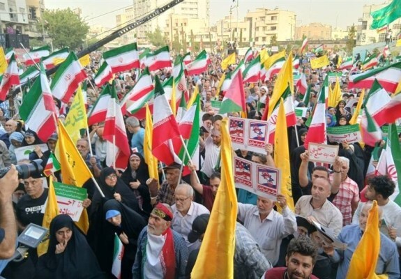 تجمع مردم استان سمنان در حمایت از نیرو‌های مسلح برگزار شد