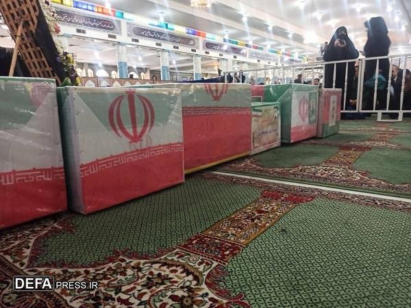 مراسم تشییع شهدای مدافع وطن کرمانی برگزار شد+تصاویر