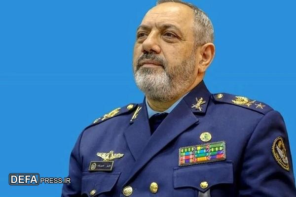 وزیر دفاع وارد پکن شد
