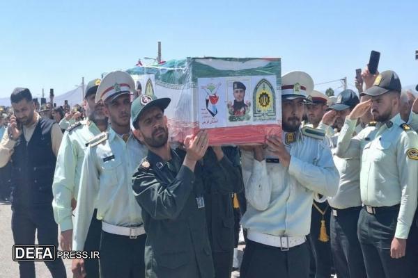 تشییع پیکر مطهر سرباز شهید «عباس پناهی» با حضور گسترده مردم در آبگرم برگزار شد