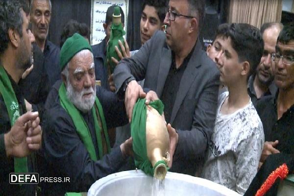 برگزاری مراسم آئینی طشت گذاری در سریش آباد کردستان