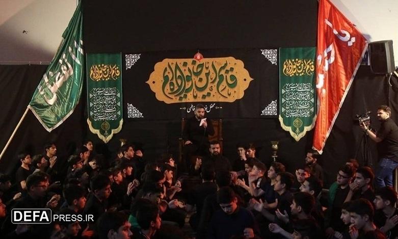برپایی محفل عزاداری ویژه نوجوانان در حرم حضرت معصومه (س)