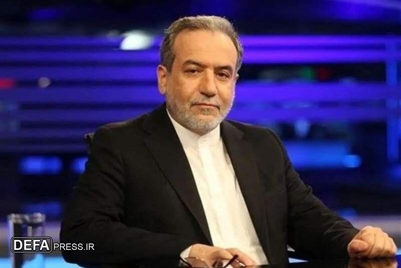 بازدید عراقچی از ساختمان‌های آسیب‌دیده صدا و سیما