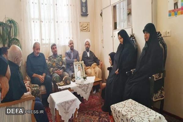 شهدا سند افتخار ملت ایران هستند