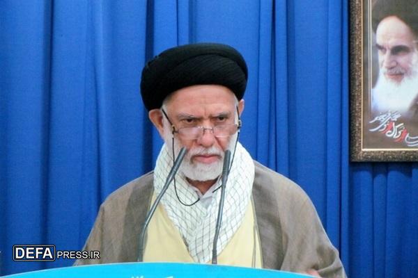 امام جمعه دیر: ایران ابهت و آبروی آمریکا را از بین برد