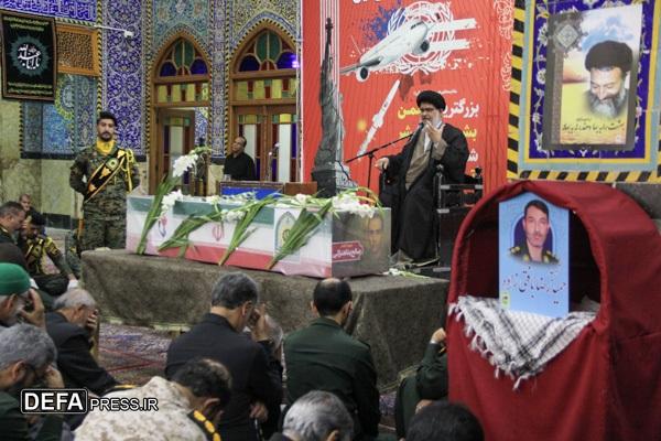 مراسم افشای نقض حقوق بشر آمریکا و گرامیداشت شهدای انقلاب و مقاومت در یزد برگزار شد