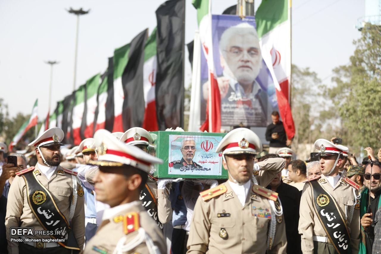 پیکر مطهر سپهبد شهید «باقری» خاک‌سپاری شد