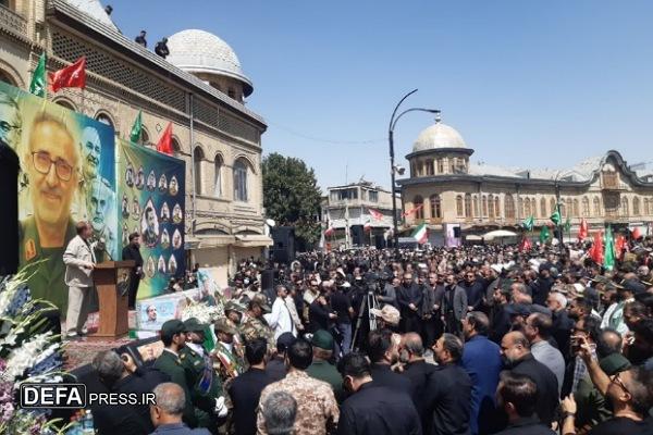 آغاز مراسم تشییع پیکر شهید علی شادمانی در همدان