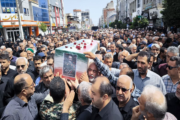 تشییع پیکر مطهر شهید «رستمیان» در بهشهر