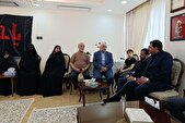 دیدار دستیار رهبری انقلاب با خانواده سپهبد شهید غلامعلی رشید