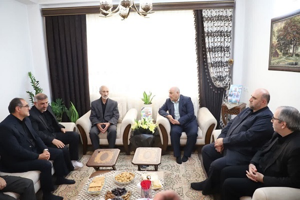 دیدار استاندار مازندران با پدر شهید «باکویی کتریمی» + تصاویر