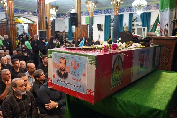 برگزاری مراسم وداع با پیکر پاک سرباز شهید «صالحی» در آمل